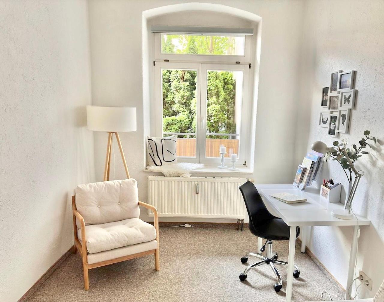 Appartement "Stadtgefluester" Im Zentrum, Inkl Stellplatz, 2 Betten, Babybett, Balkon, Gratis Kaffee Und Tee, Wlan バウツェン エクステリア 写真