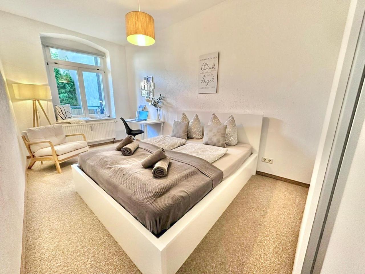 Appartement "Stadtgefluester" Im Zentrum, Inkl Stellplatz, 2 Betten, Babybett, Balkon, Gratis Kaffee Und Tee, Wlan バウツェン エクステリア 写真